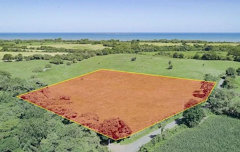 Parcela grande cerca de una hermosa playa de Pedasí