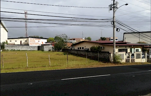 Land for rent on Avenida Libertador, La Chorrera