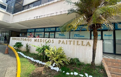 Alquilo consultorio en Consultorios Médicos Paitilla mantenimiento incluido